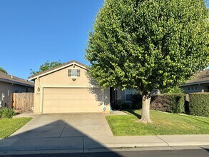 Building Photo - 10031 Waterfield Dr