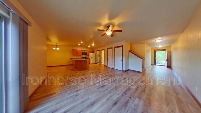 Building Photo - 103 Covey Ct