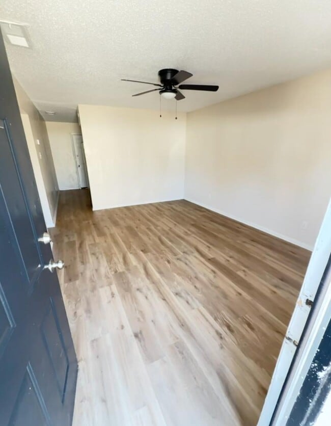 Photo - 2809 N Hwy 175 Apartment