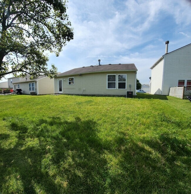 Building Photo - 11896 Wapiti Way