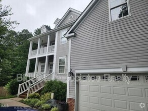Building Photo - 6 Horizon Cir