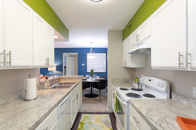 Building Photo - 3520 Creekwood Dr