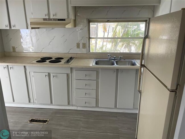 Foto del edificio - 2875 SW 58th St