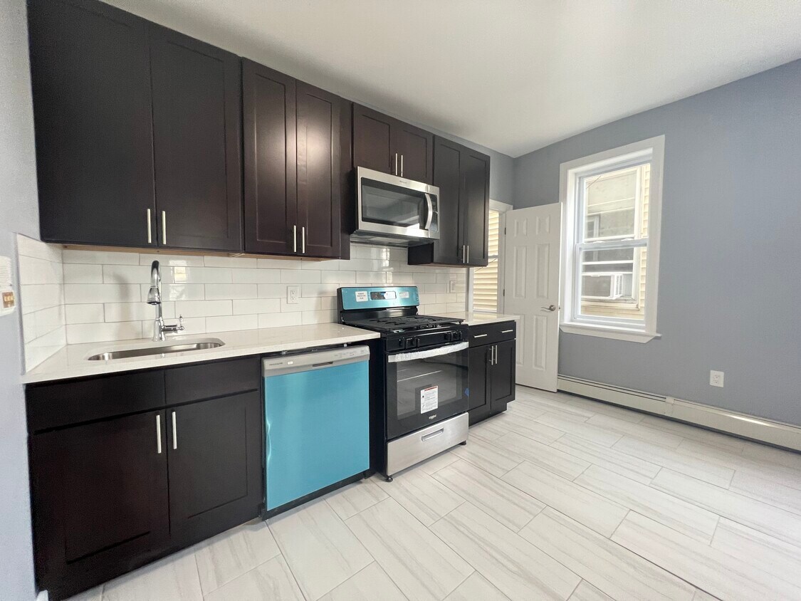 436 Avenue C Unit 7, Bayonne, NJ 07002 Apartments in Bayonne, NJ