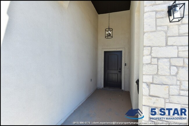 Foto del edificio - 652 Paseo Dulce Ave