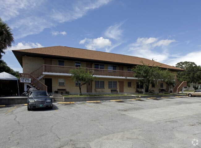 Foto del edificio - 1800 South St