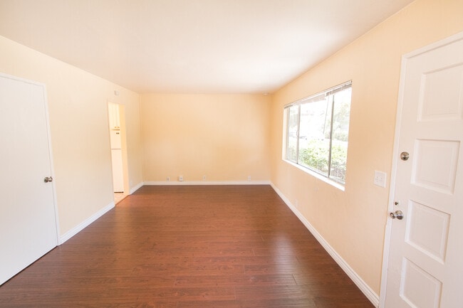 Foto del edificio - 3145-3149 Boundary Street
