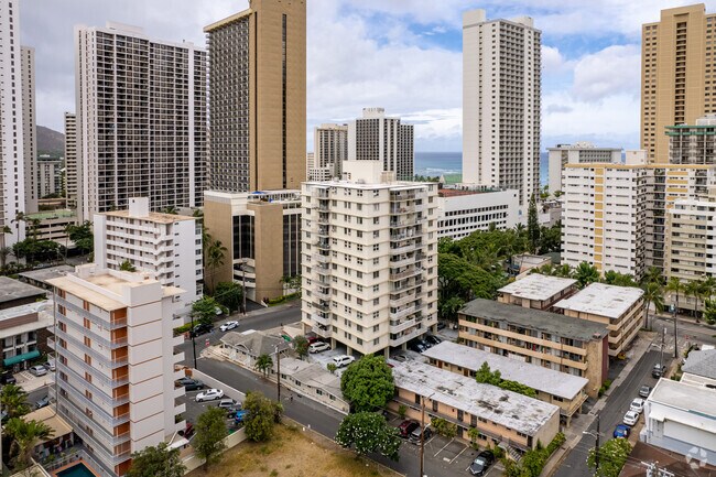 Foto aérea - Liliuokalani Plaza