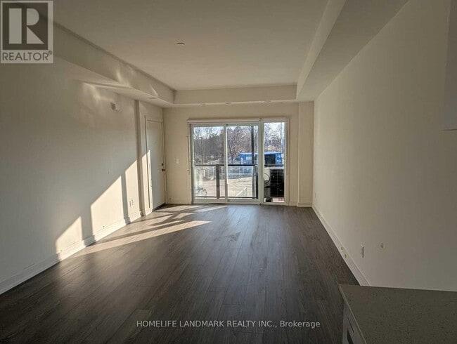 Building Photo - 203B - 16 MELBOURBE AVENUE