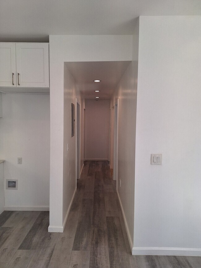 Foto del edificio - 729 W 41st St