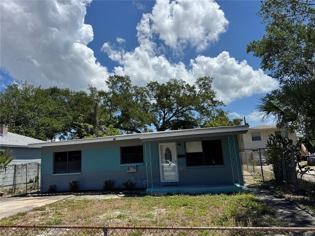 Foto del edificio - 1930 Walton St S