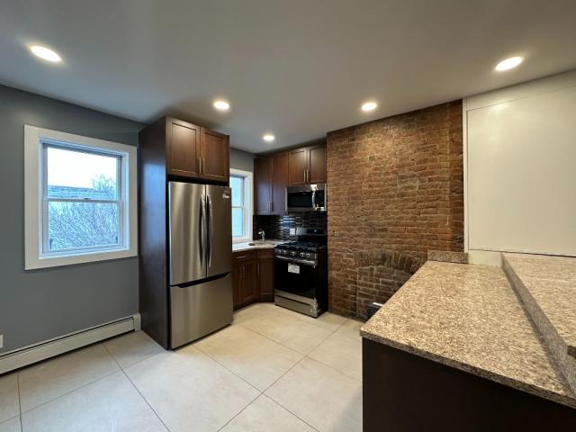 Foto principal - 2 bedroom in BROOKLYN NY 11231