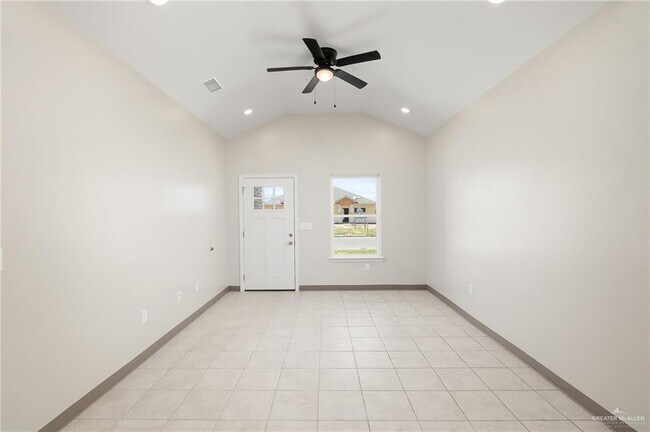 Foto del edificio - 2527 S Vly Cir