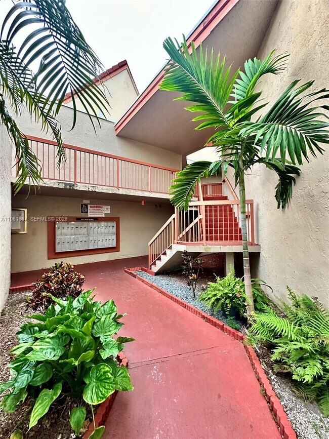 Foto del edificio - 10237 NW 9th St Cir