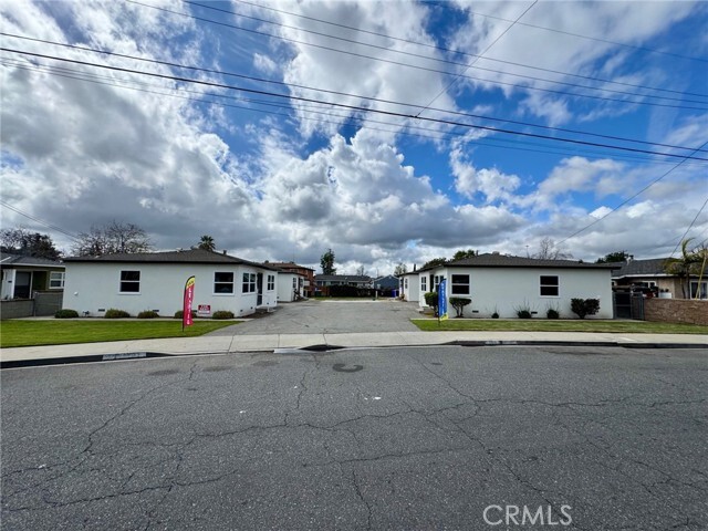 Foto principal - 847 N Currier St