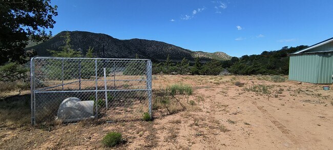 Building Photo - Large Studio Apartment on 20 acres in Old Iron Town