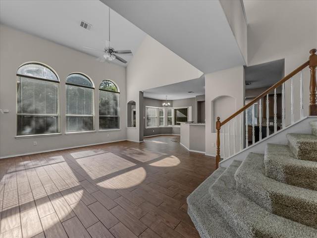 Building Photo - 6 Brairwood Ct