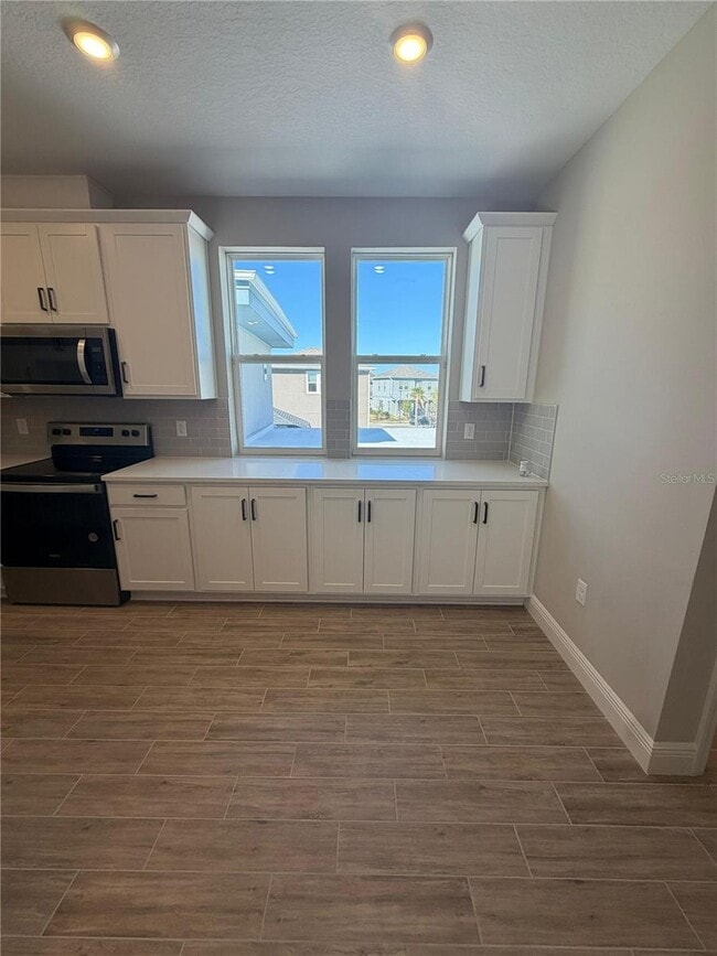 Foto del edificio - 10259 Pearson Ave