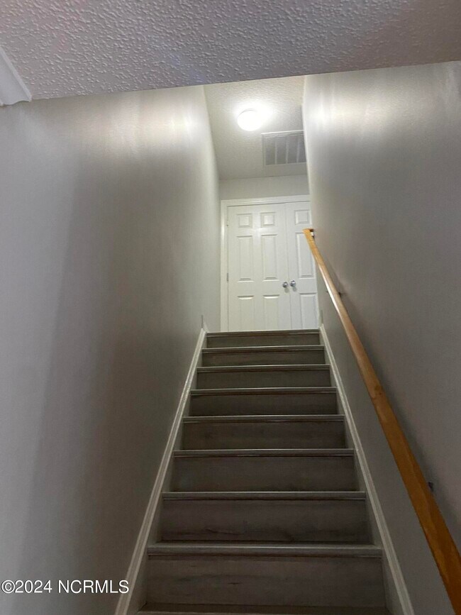 4247 Dudleys Grant Dr, Winterville, NC 28590 Townhome Rentals in