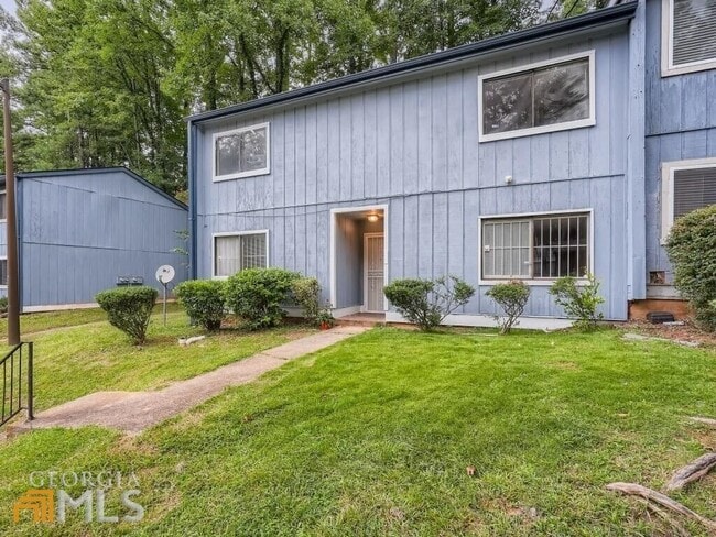 Building Photo - 967 Pine Hollow Rd