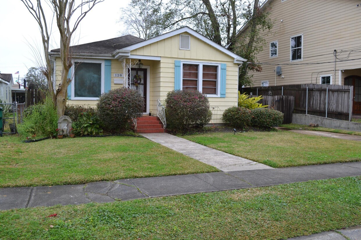 128 Gruner Rd, Metairie, LA 70001 House Rental in Metairie, LA