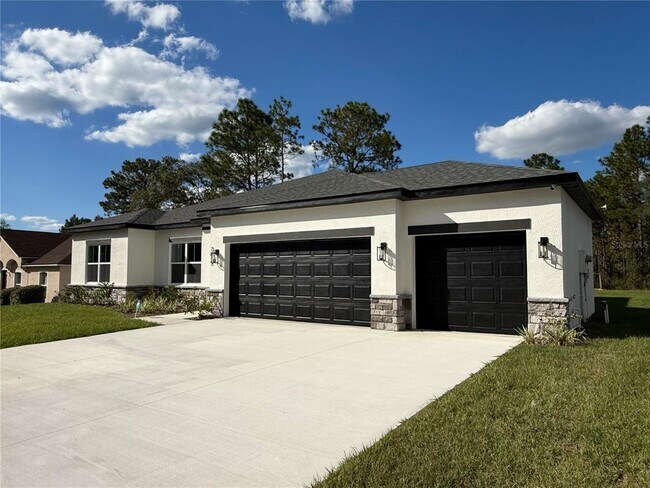 Building Photo - 7815 SW 128th St Rd