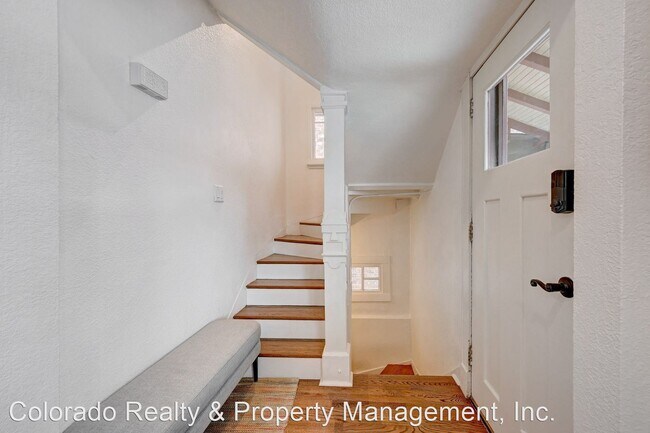 Building Photo - 2 br, 1.5 bath House - 381 N Corona Street