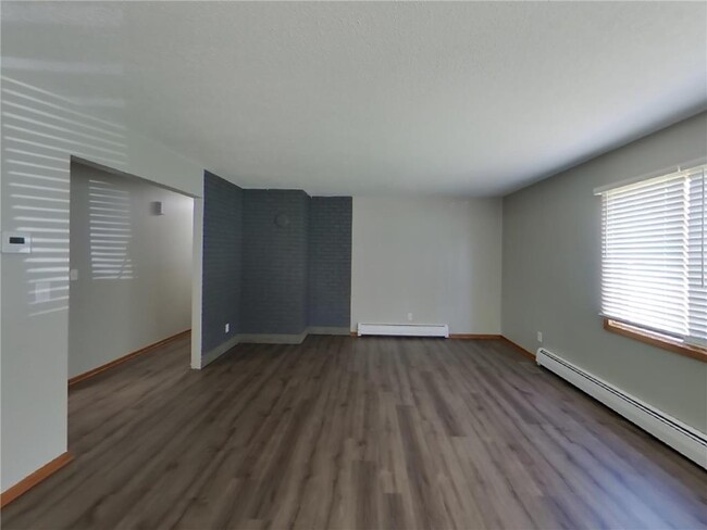 Foto del edificio - 14020 Raven St NW
