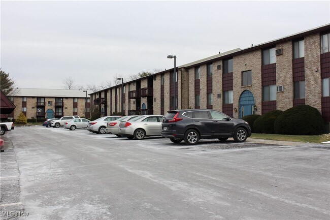 Foto del edificio - 200 Fernwood Rd