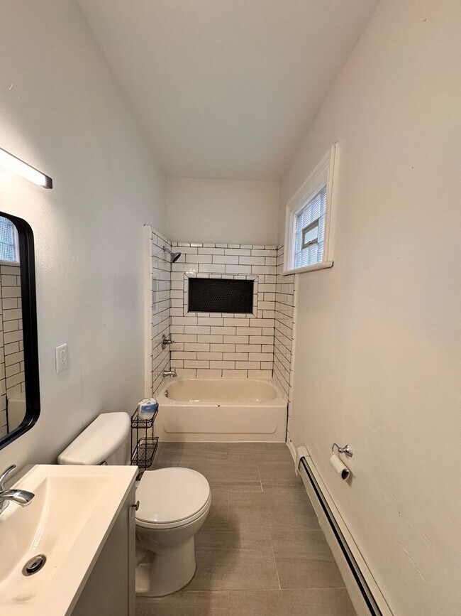 Foto del edificio - 310 Marshall Ave