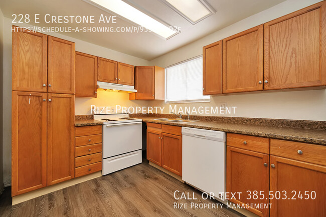 Foto del edificio - 228 E Crestone Ave