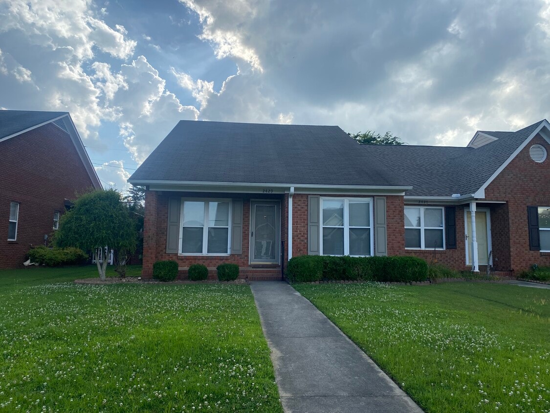 Primary Photo - 2429 Harpeth Pl SW