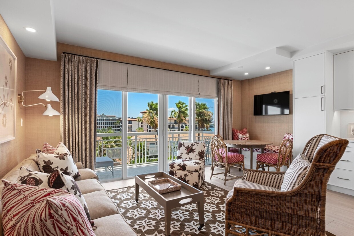 Foto principal - 250 Bradley Pl