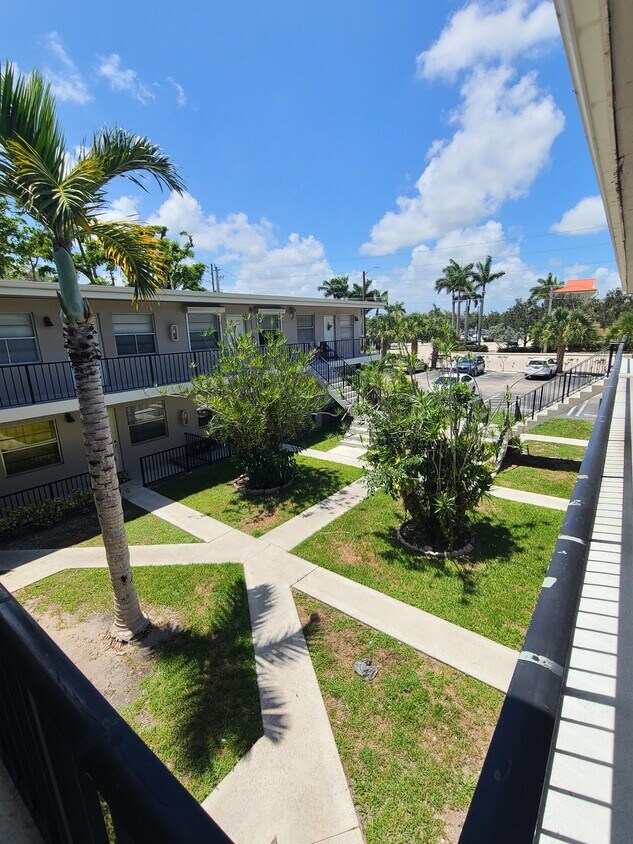 Foto principal - 1250 Old Boynton Road
