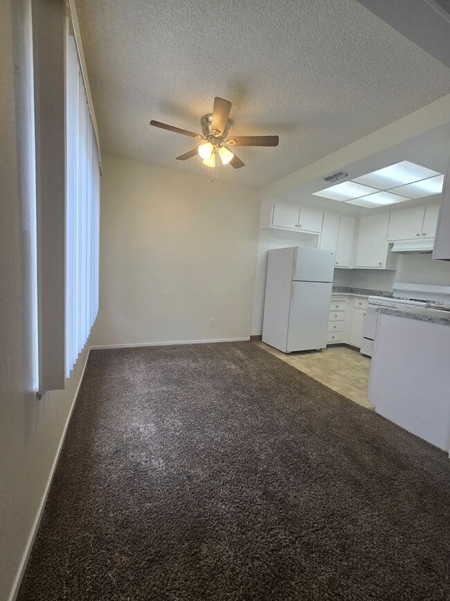 Foto del edificio - Auburn Green's 2 Bed 1 1/2 Bath