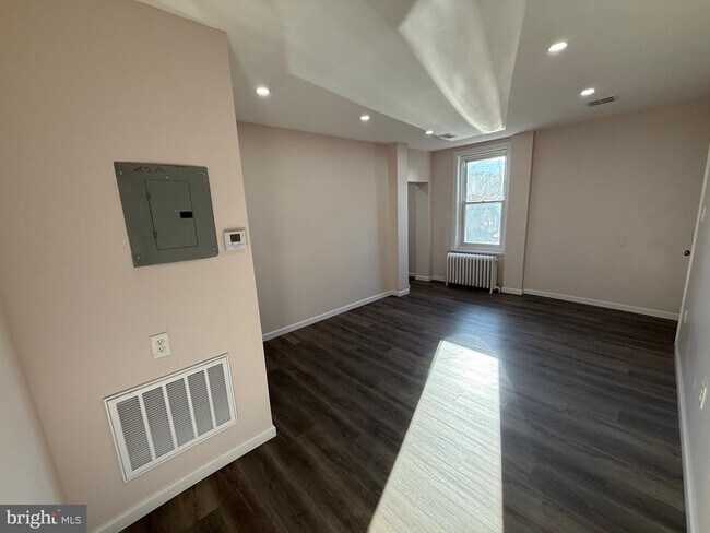 Foto del edificio - 2537 E Auburn St