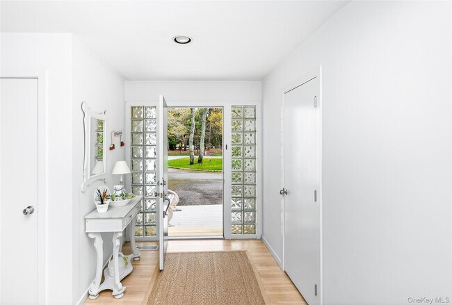 Foto del edificio - 1 Whippoorwill Ln