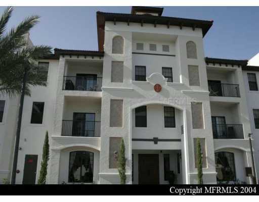 Primary Photo - Beautiful resort style 2 bedroom 2 bath co...