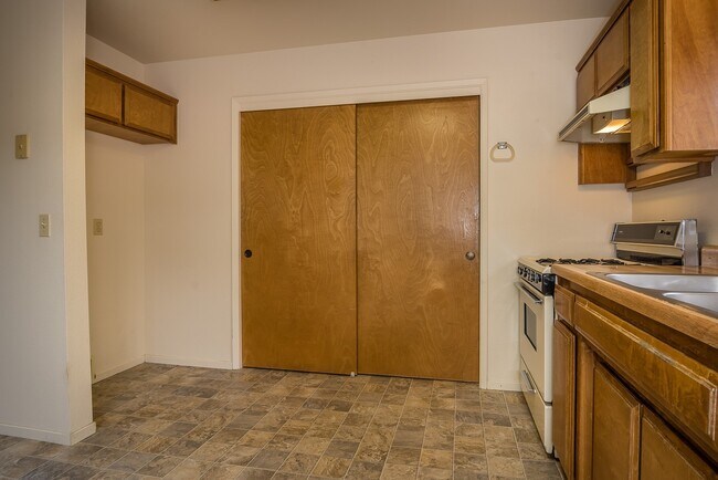 Building Photo - Single level house in North Morro Bay