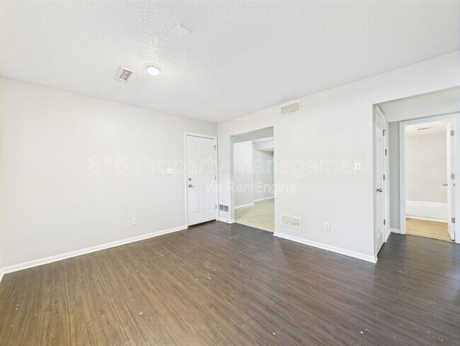 Foto del edificio - 1229 W Hayward Ave