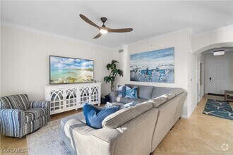 Building Photo - 9727 Acqua Ct