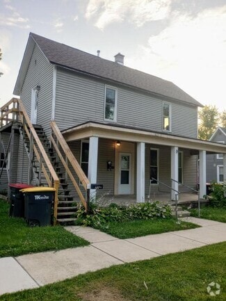 Building Photo - 422 N Indiana St