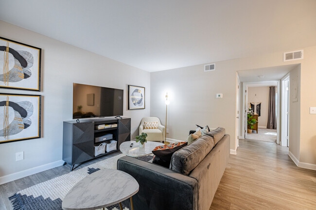 Building Photo - Lofts at Mill Creek Apartments