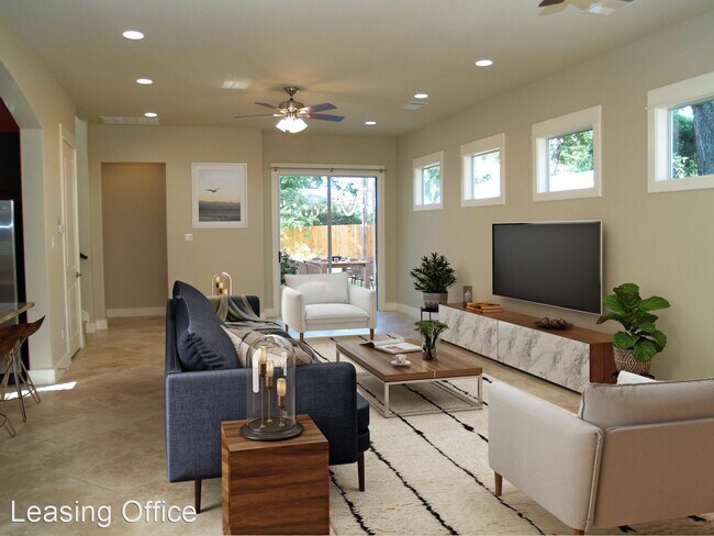 Foto del edificio - 6 br, 4 bath House - 401 Zennia Street