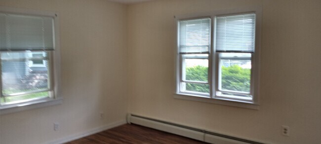Building Photo - 273 Pearl Harbor St