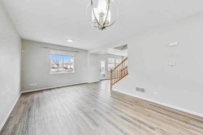 Building Photo - 3818 Adesso Ln