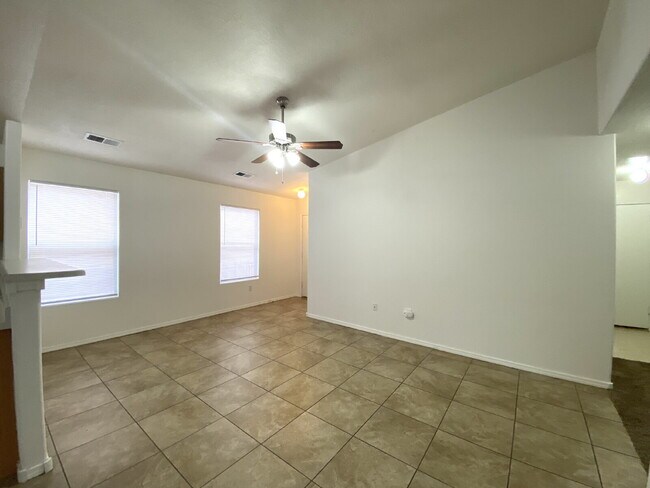 Foto del edificio - 3BR/2Bath in Rio Rancho
