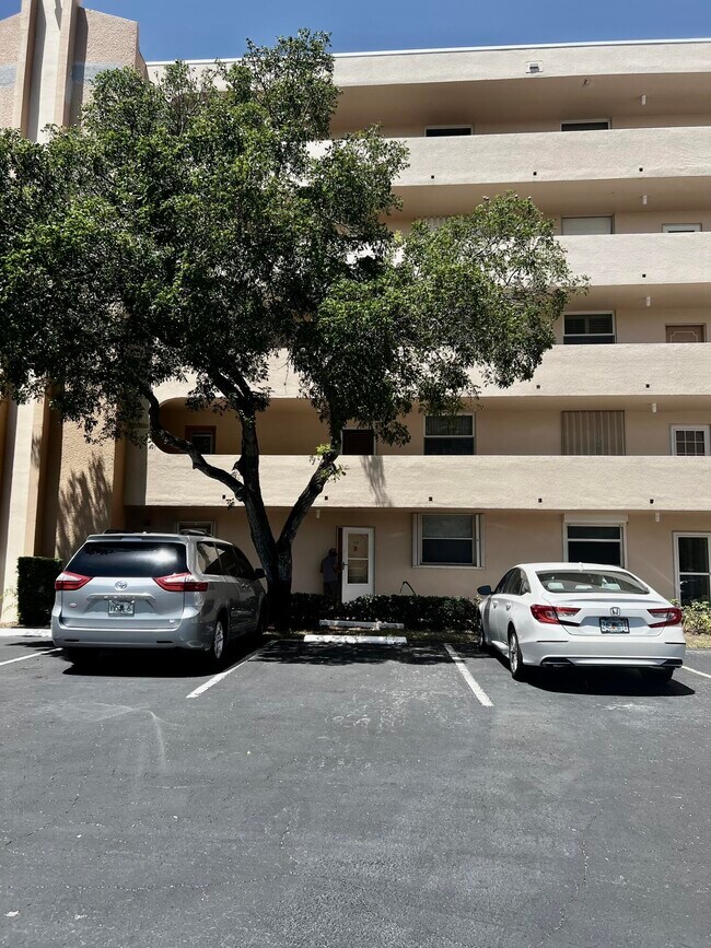 Building Photo - 6461 NW 2nd Ave