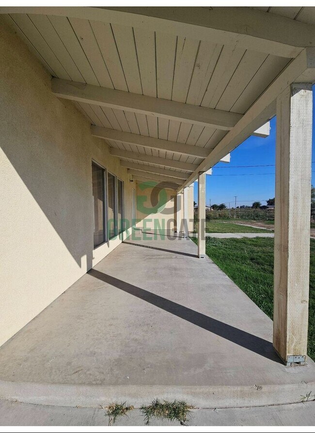 Foto del edificio - Modern 3 Bedroom 2 Bath Ranchette in Crows...