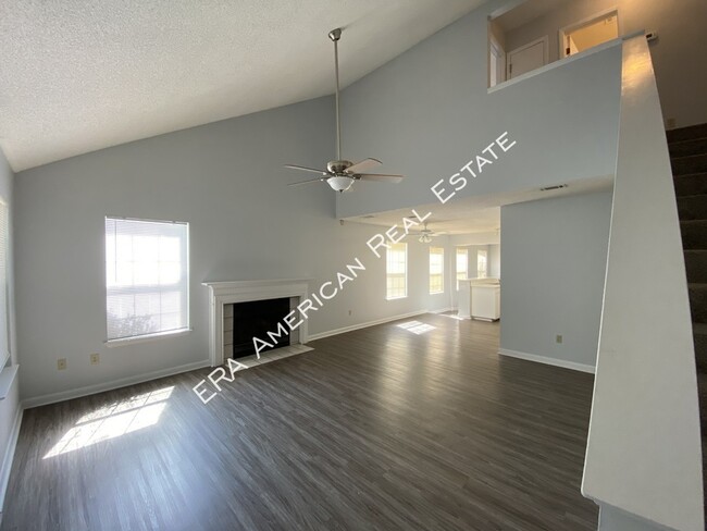 Building Photo - 169 Wright Cir